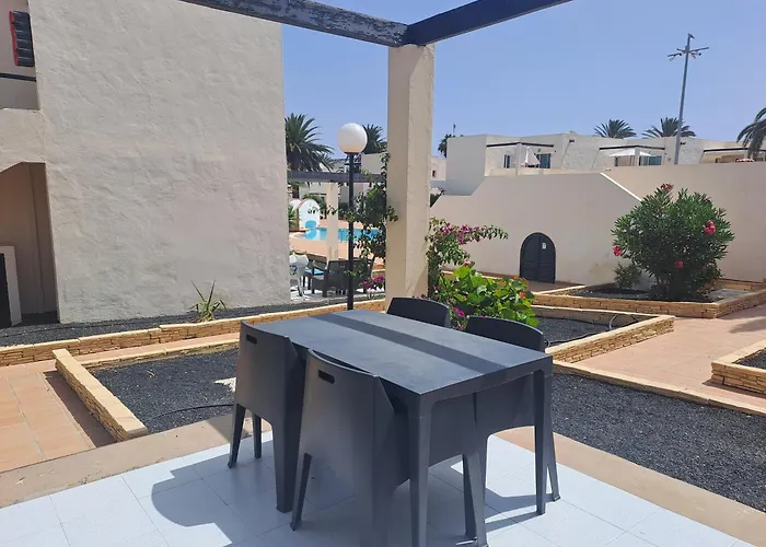 Homeforguest Apartamento Con Terraza Y Piscina En Corralejo